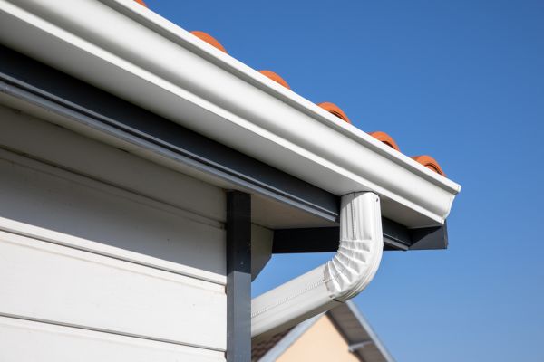 Professional Eavestrough Replacement