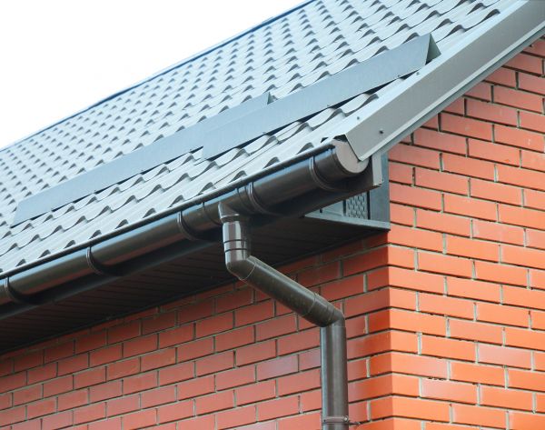 Professional Roof Downspout Replacement